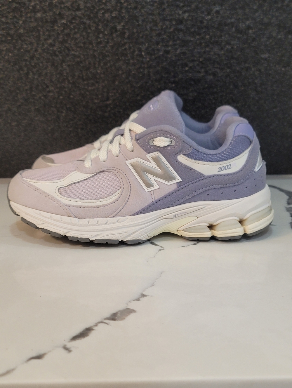 New Balance 2002R "Astral Purple" Wmns 5.5 Ships Today